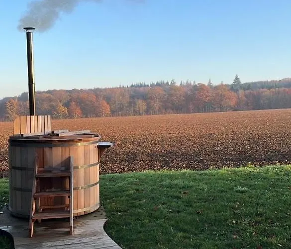 Nordic Bath Lodge In Normandy 度假居